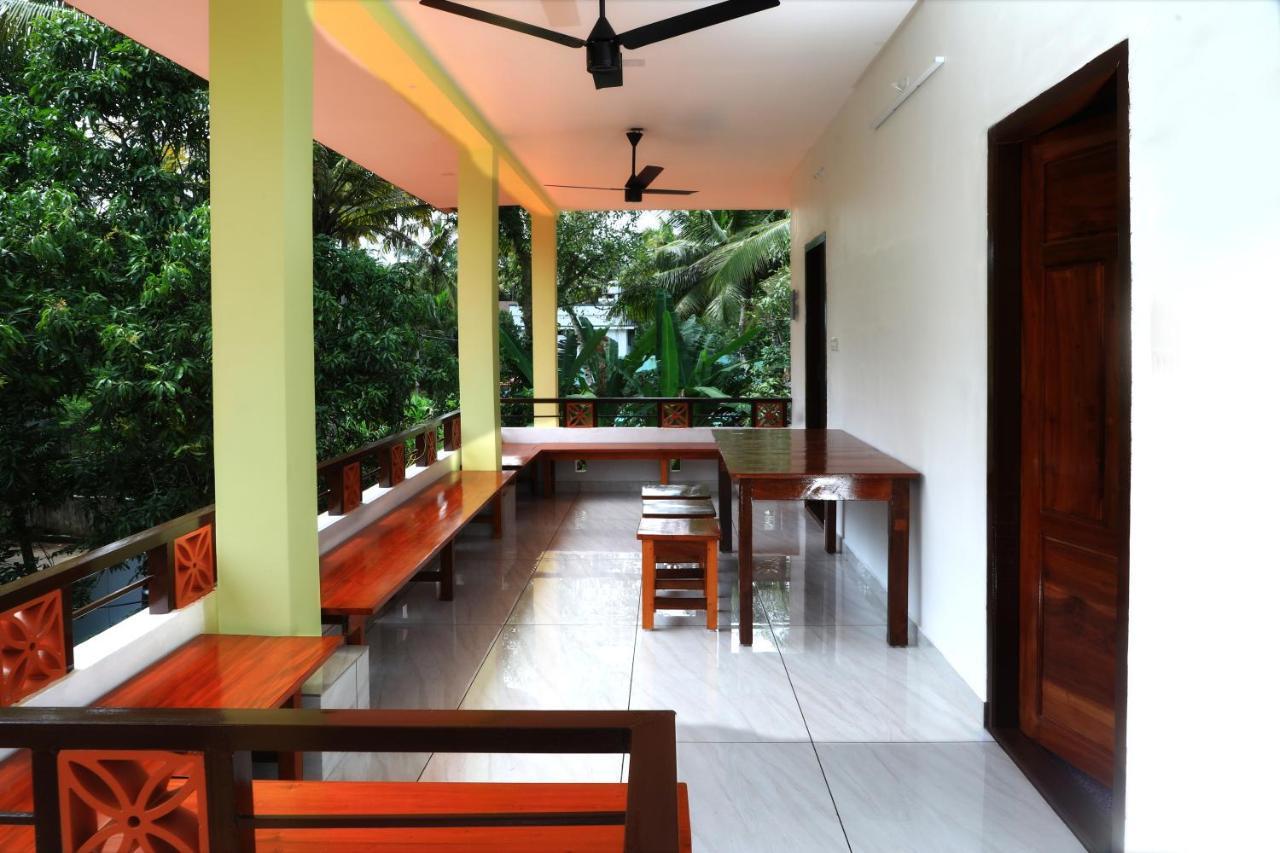 Munroe Vision Panakkattu Homestay Mundrothuruth ภายนอก รูปภาพ