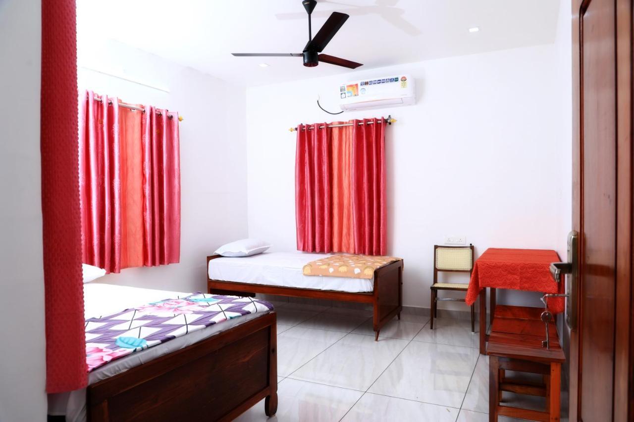 Munroe Vision Panakkattu Homestay Mundrothuruth ภายนอก รูปภาพ