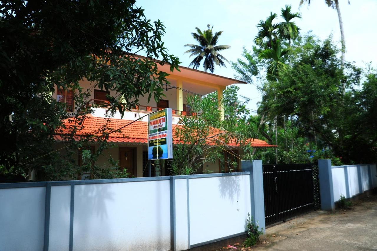 Munroe Vision Panakkattu Homestay Mundrothuruth ภายนอก รูปภาพ